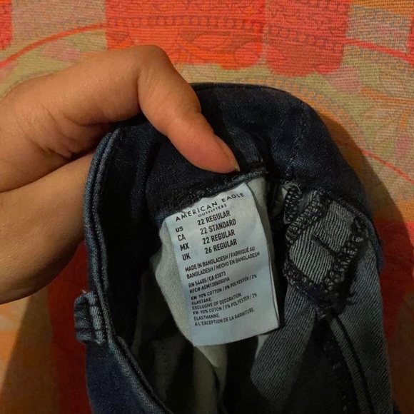 Plus size American Eagle Jeans in Dark Blue in 2x - Picture 2 of 2